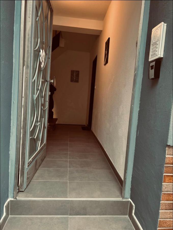 Lovely 1-Bed Apartment In Koblenz Koblenz  Luaran gambar
